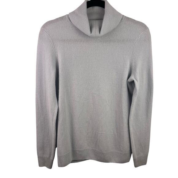 C by Bloomingdale’s Sweater, Glacier Blue, 100% Cashmere, Turtleneck, Soft Knit - Picture 2 of 14
